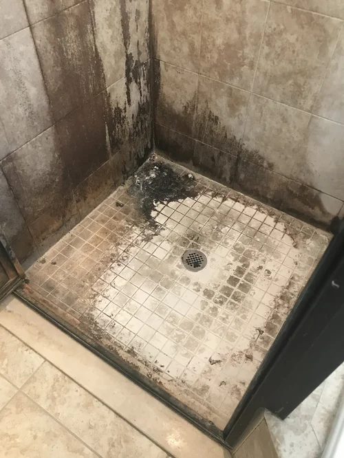 MG - before-dirty tiles 3